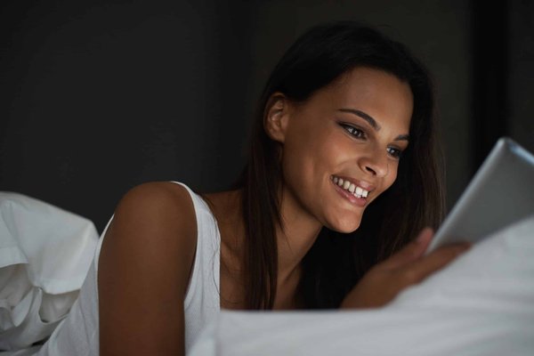 Comment favoriser l'activité nocturne naturelle chez un opossum de Virginie?